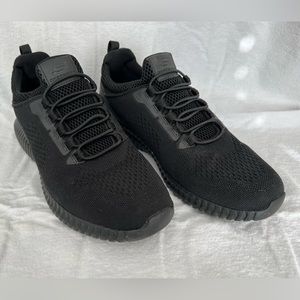 Skechers men’s work tennis shoes